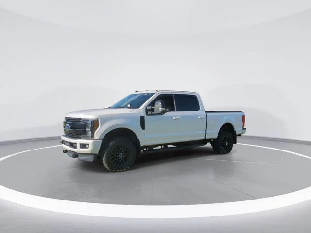 Used 2019 White Ford Lariat image 4