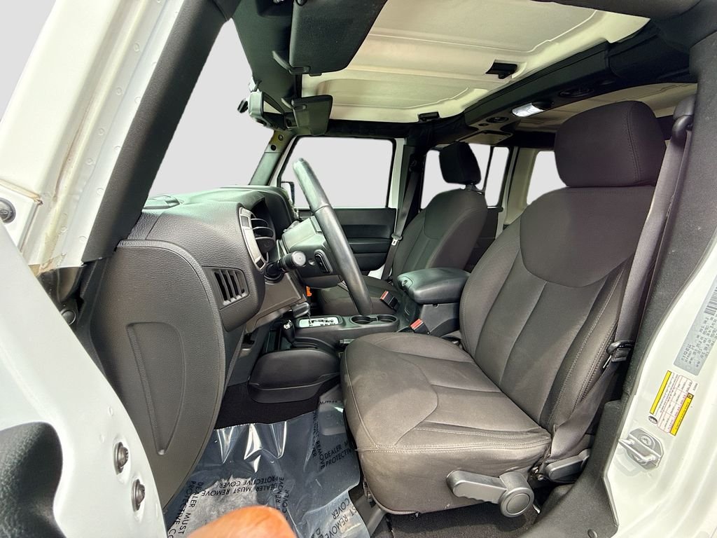 Used 2017 Bright White Clearcoat Jeep Sport image 17