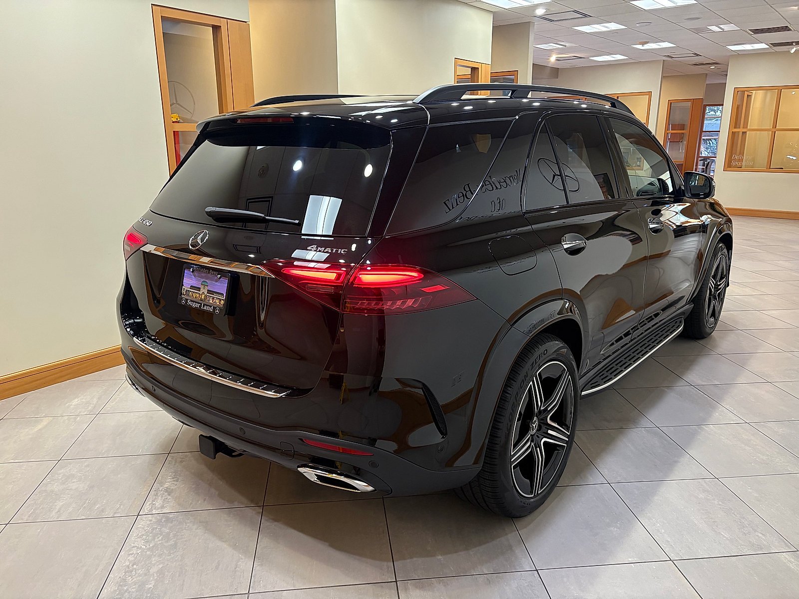 New 2026 Obsidian Black Metallic Mercedes-Benz 4MATIC® image 38