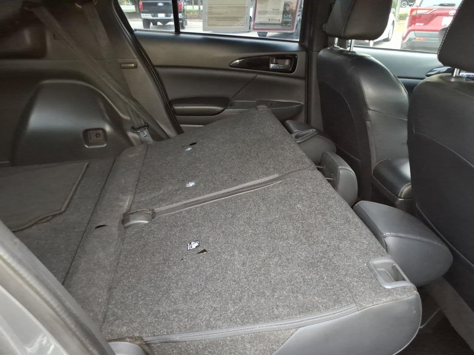 Used 2024  MITSUBISHI  image 23