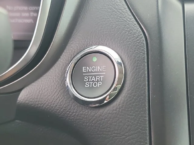 Certified Used 2019 Red Ford SE image 29