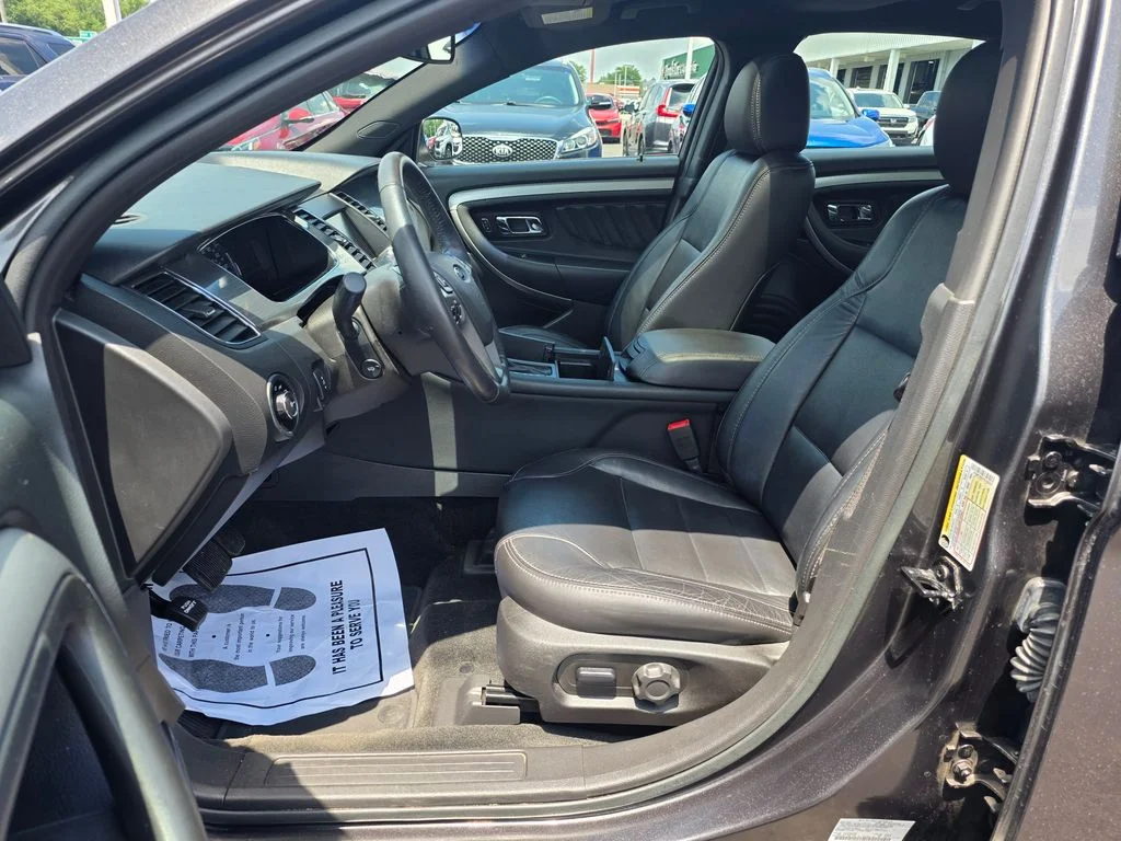 Used 2015 Magnetic Metallic Ford SEL image 9