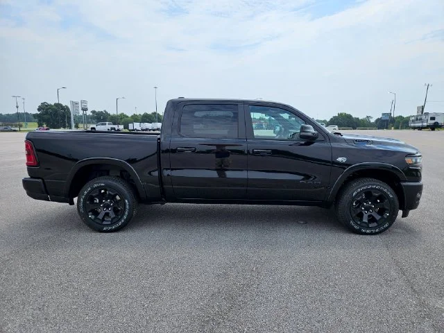 New 2026 Diamond Black Crystal Pearl-Coat Exterior Paint RAM Big Horn/Lone Star image 6
