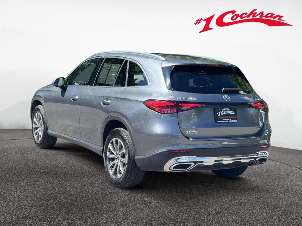 Used 2023 Selenite Grey Metallic Mercedes-Benz GLC 300 image 9