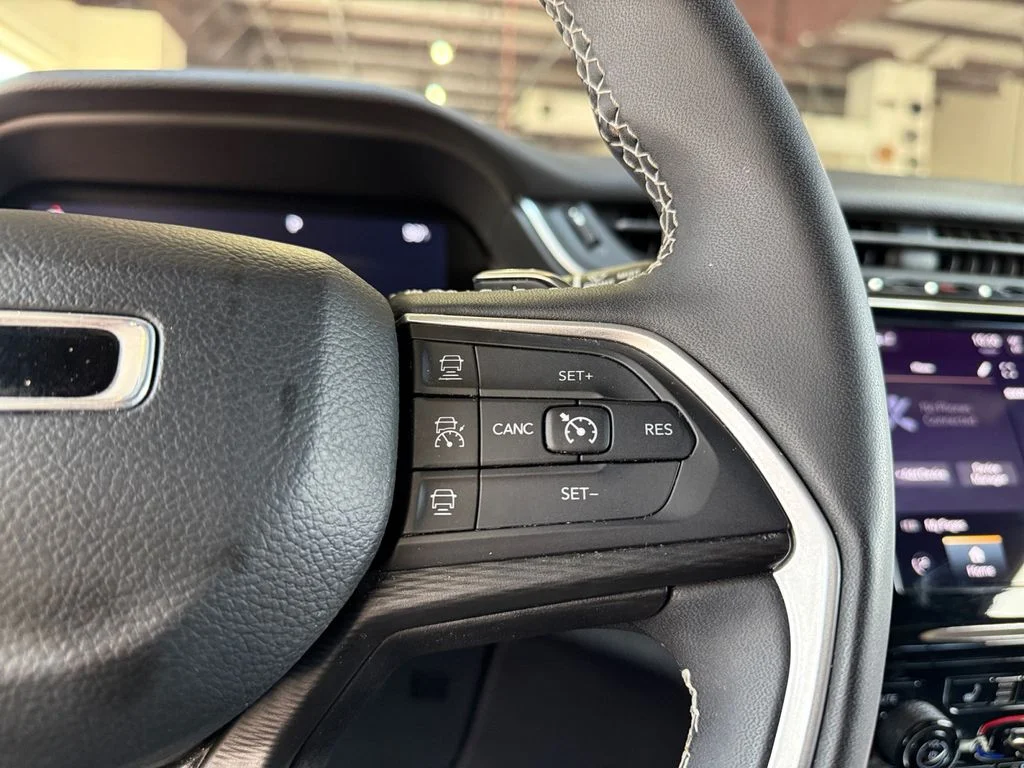 Used 2023 Gray Jeep Altitude X image 25