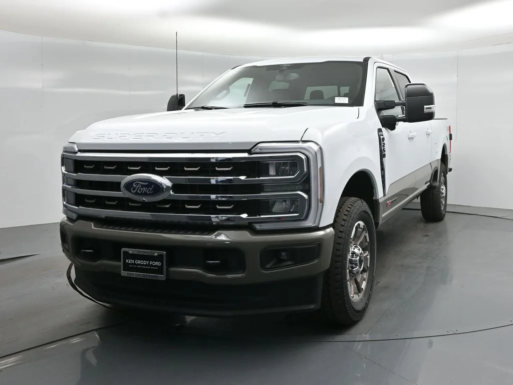 New 2026 Oxford White Ford King Ranch image 55