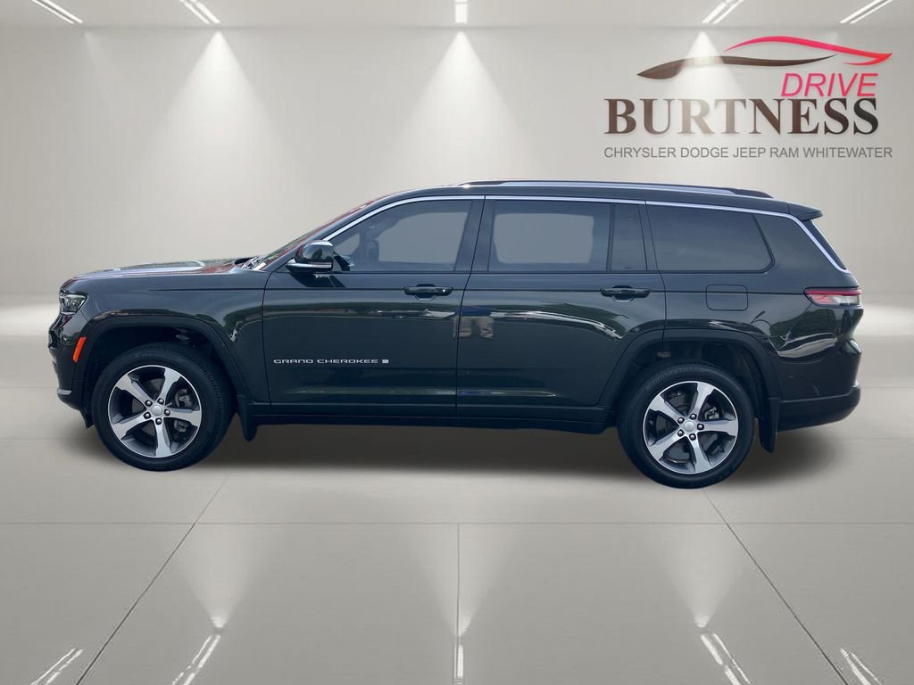 Used 2023 Gray Jeep Limited image 5