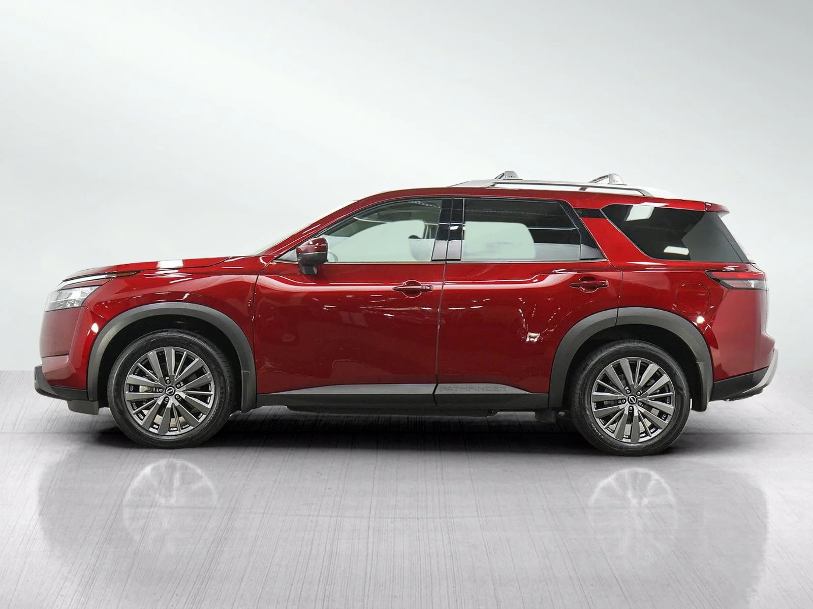 Used 2023 Nissan Pathfinder SL with VIN 5N1DR3CD0PC277582 for sale in Minneapolis, Minnesota