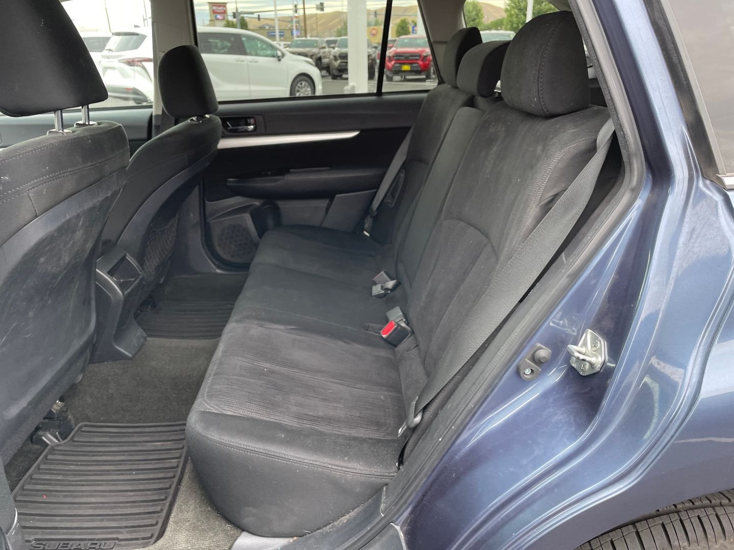 Used 2013 Blue Subaru 2.5i Premium image 10