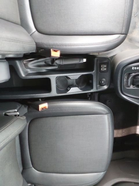 Used 2020 White Ford XL image 10