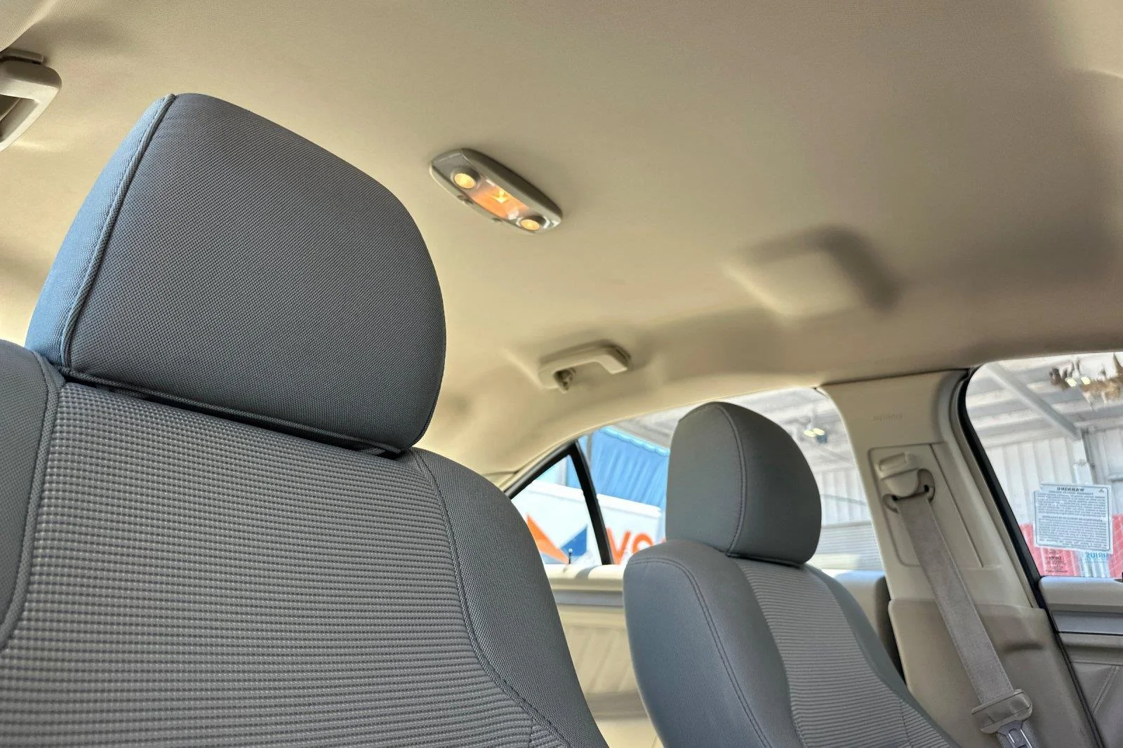 Used 2017 Oxford White Ford SEL image 16