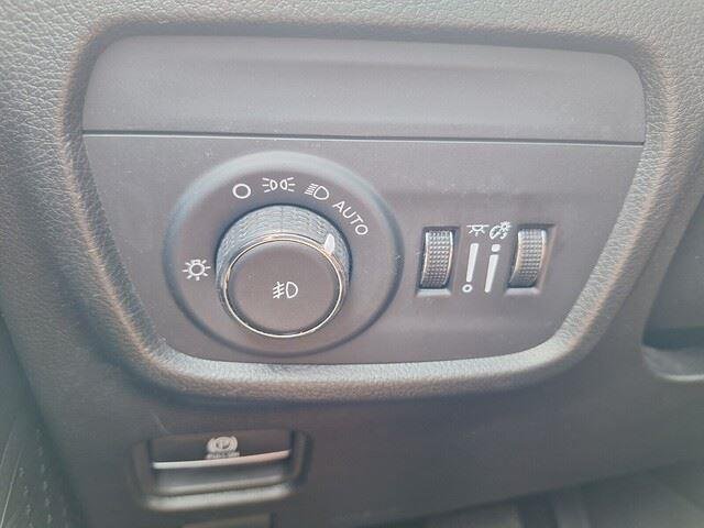 Used 2024 Baltic Gray Metallic Clearcoat Jeep Limited image 14
