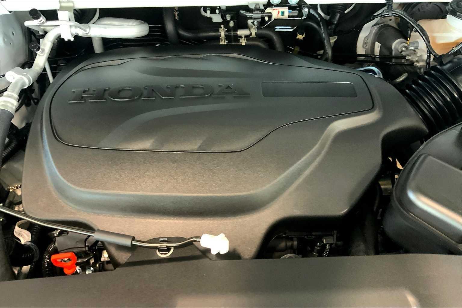 New 2026 Platinum White Pearl Honda Touring image 15