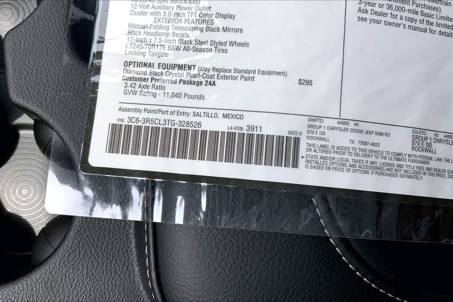 New 2026 Diamond Black Crystal Pearl-Coat Exterior Paint RAM Tradesman image 18