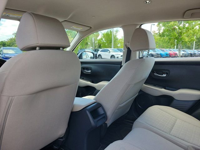 Used 2025 Lunar Silver Metallic Honda LX image 14