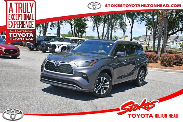 2022 Toyota Highlander Hybrid XLE