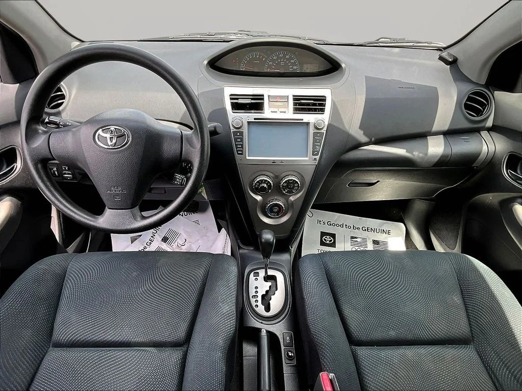 Used 2010 Silver Toyota Base image 7