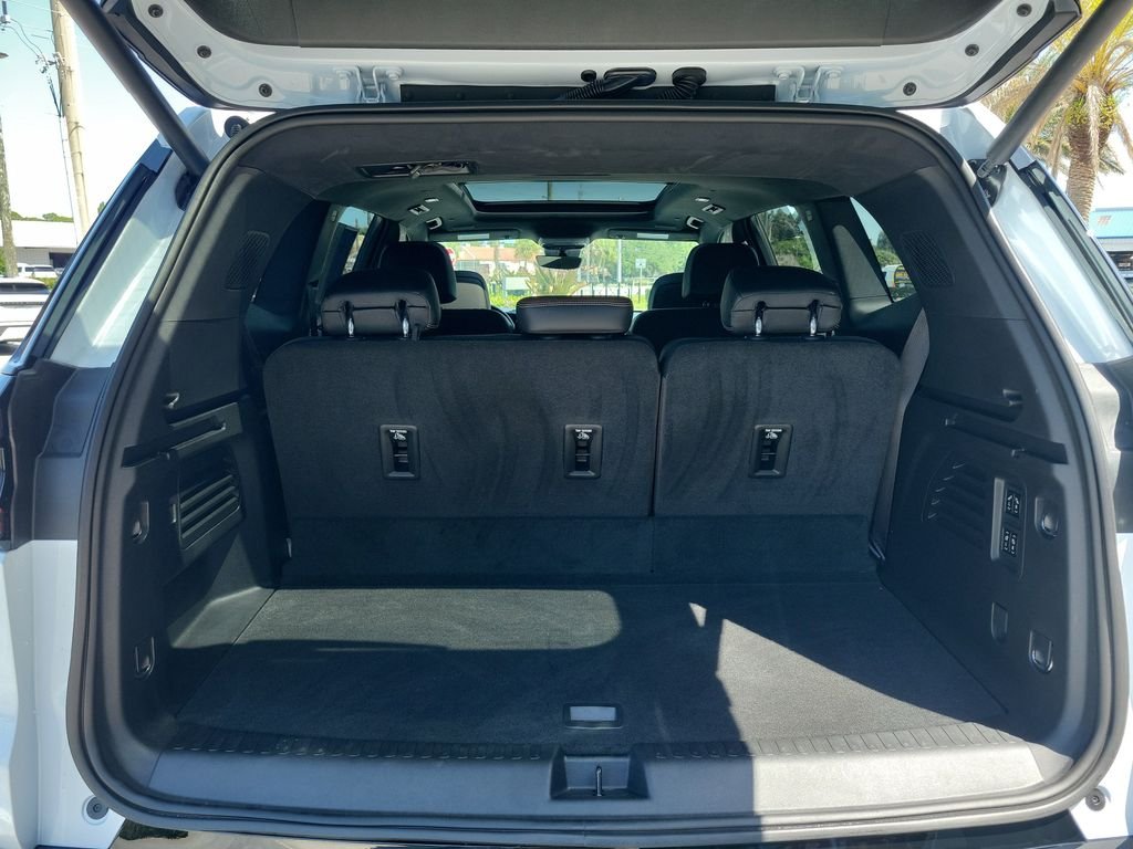 Used 2026 White GMC Denali Ultimate image 11