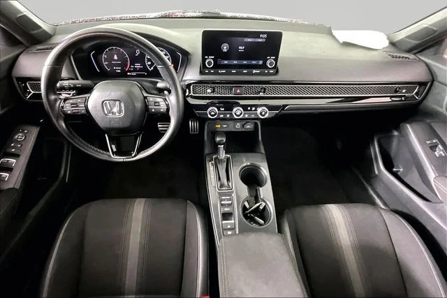 Used 2022  Honda Sport image 6