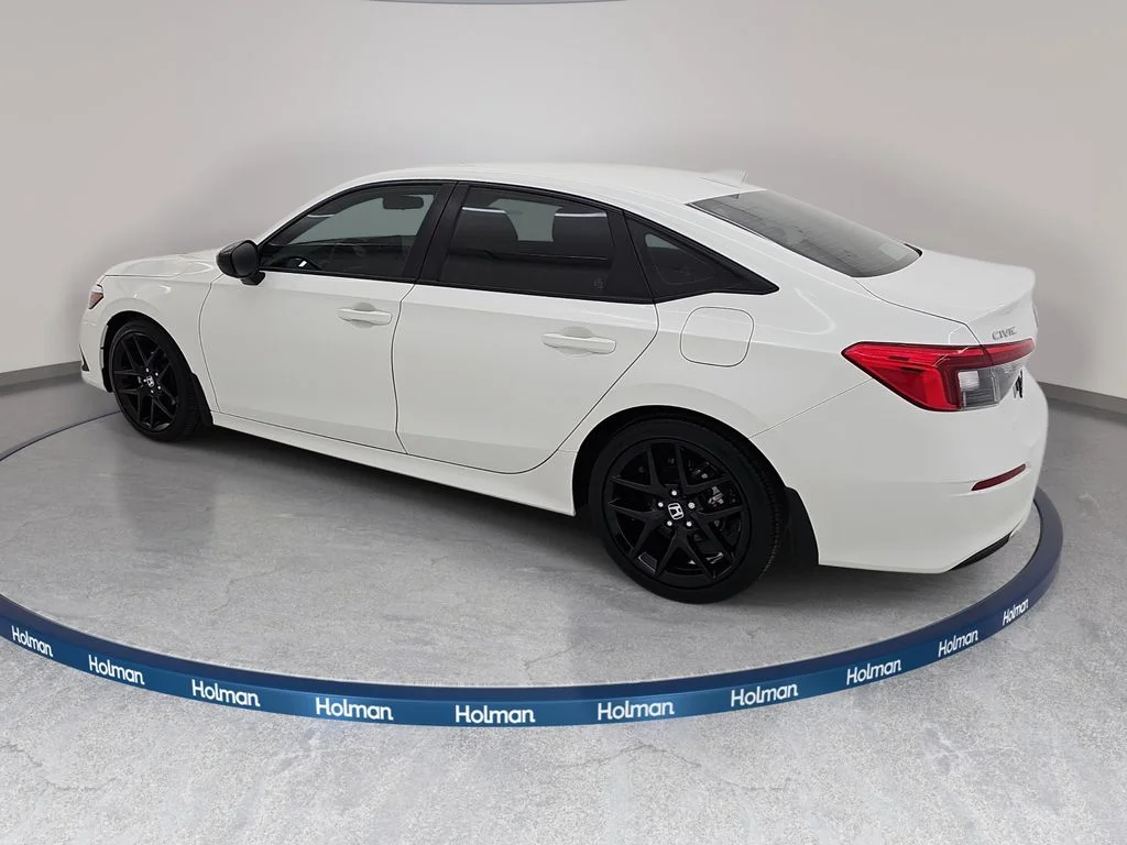 Certified Used 2024 Platinum White Pearl Honda Sport image 10