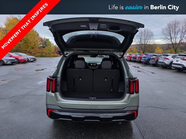 2026 Kia Sorento X-Line SX Prestige photo 4