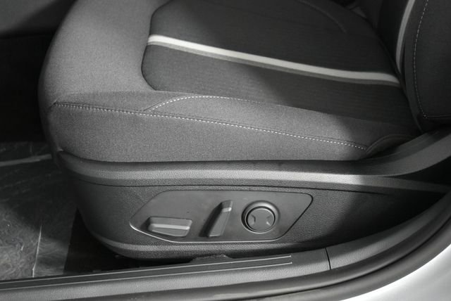 New 2026 Silver Hyundai SEL image 26