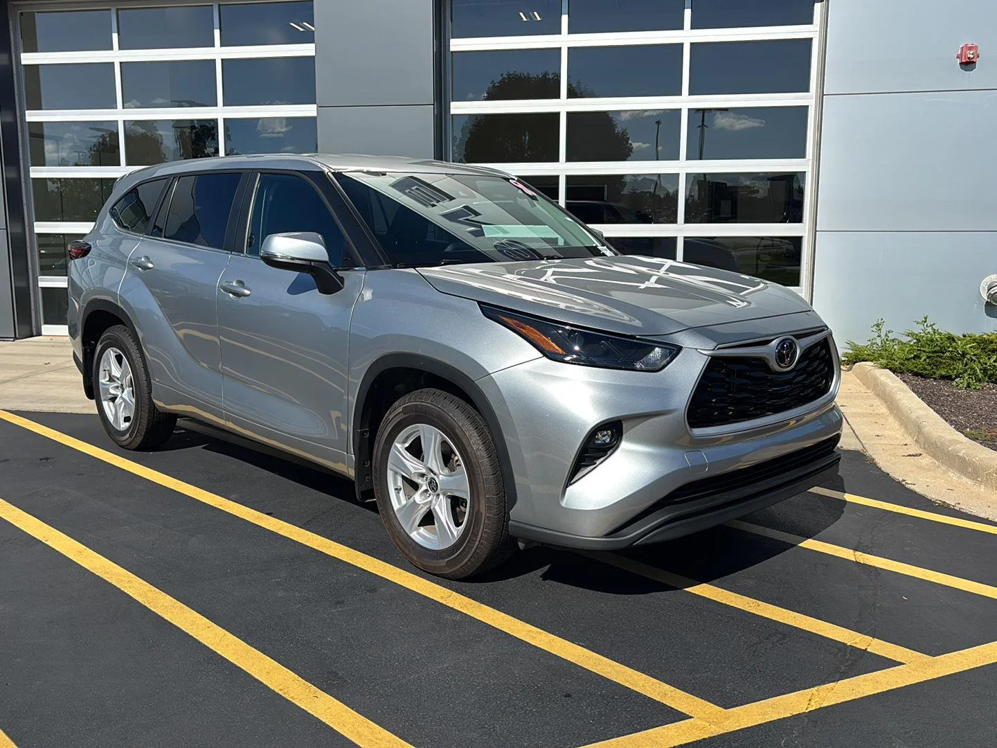 Certified Used 2025 Celestial Silver Metallic Toyota LE image 2