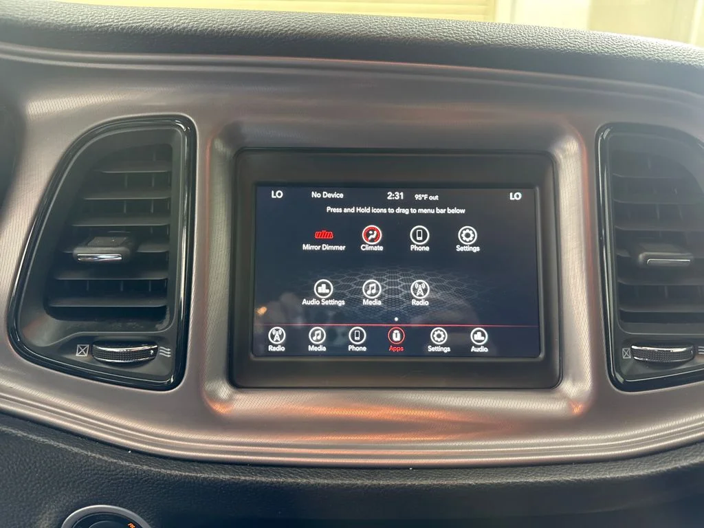 Used 2023 Silver Dodge SXT image 33