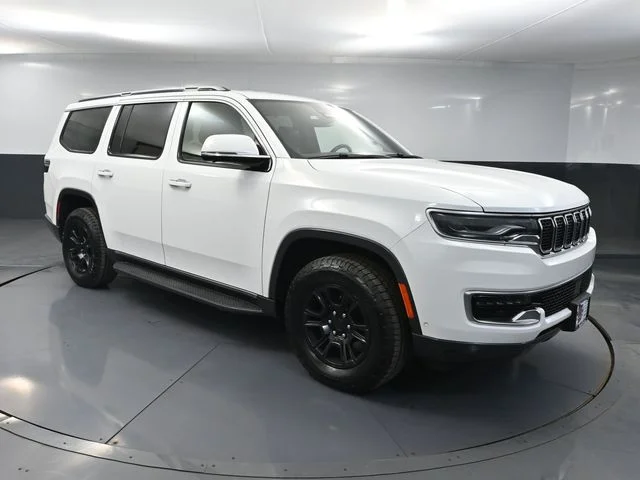 2022 Jeep Wagoneer