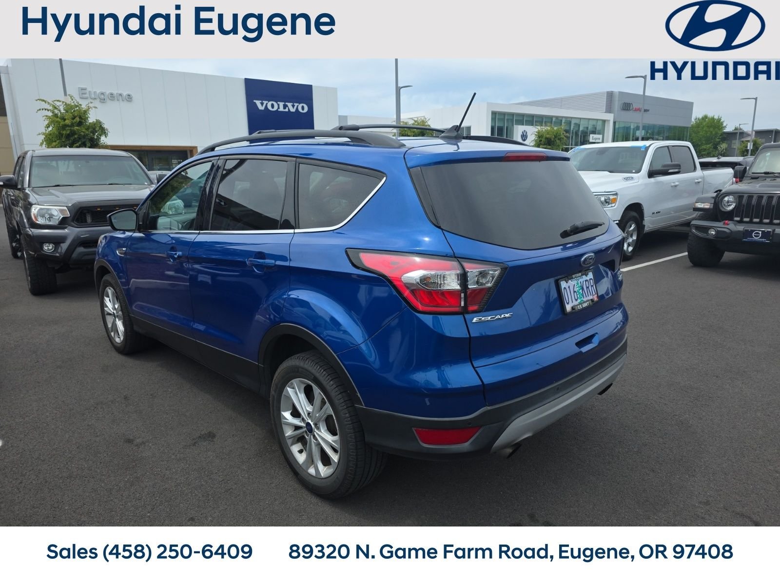 Used 2018 Blue Ford SEL image 3