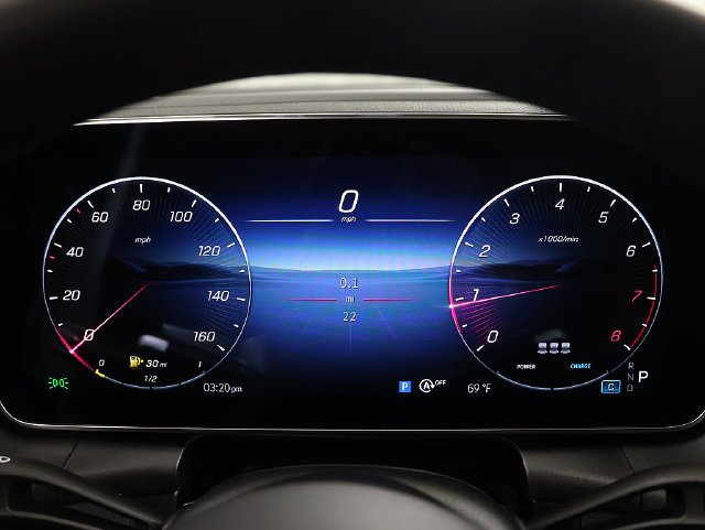 New 2027 Polar White Mercedes-Benz GLC 300 image 16