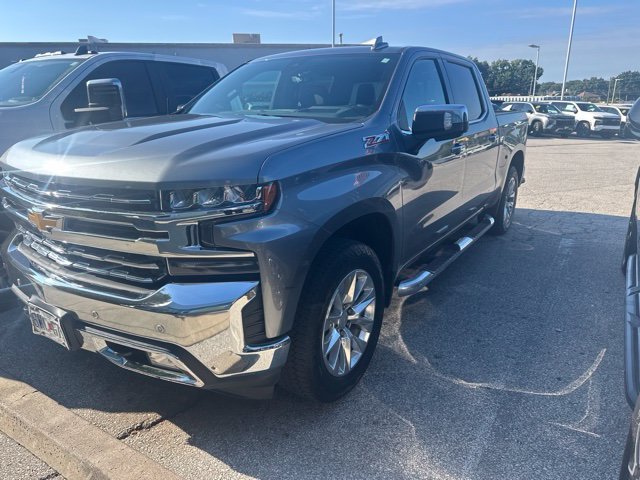 Used 2019 Chevrolet Silverado 1500 LTZ with VIN 3GCUYGED7KG207143 for sale in Kansas City