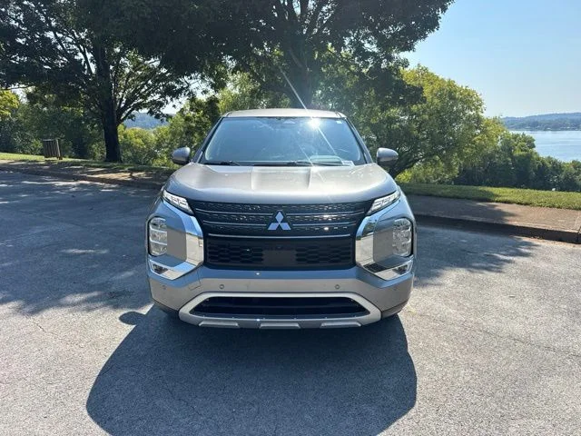 Used 2022 Gray Mitsubishi Black Edition image 2