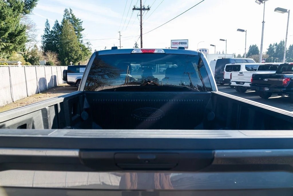 Used 2025 Gray Ford XLT image 7