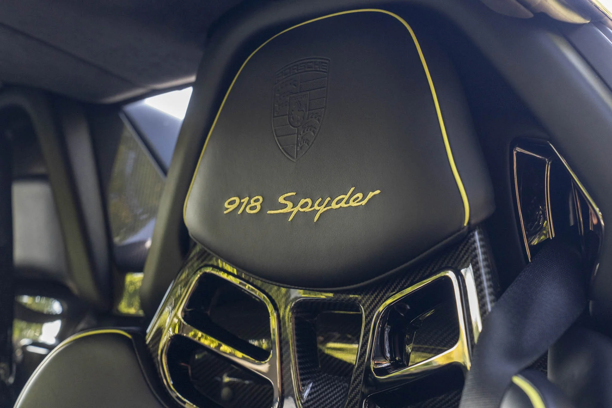 Used 2015 Black Porsche  image 46