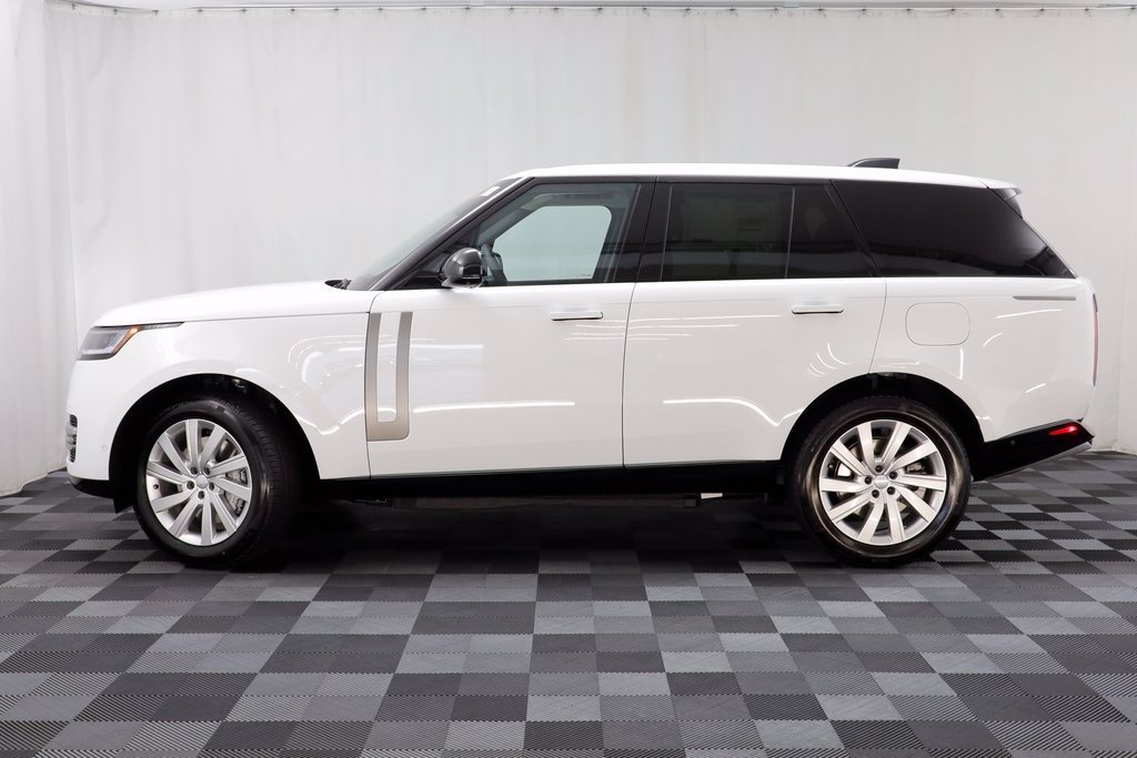 New 2025 Fuji White LAND ROVER SE PHEV image 5