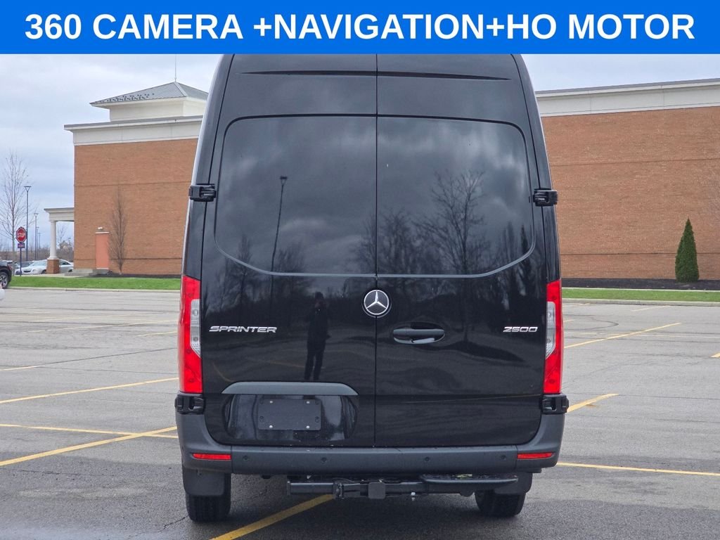 New 2026 Jet Black Mercedes-Benz Cargo 170 WB image 10