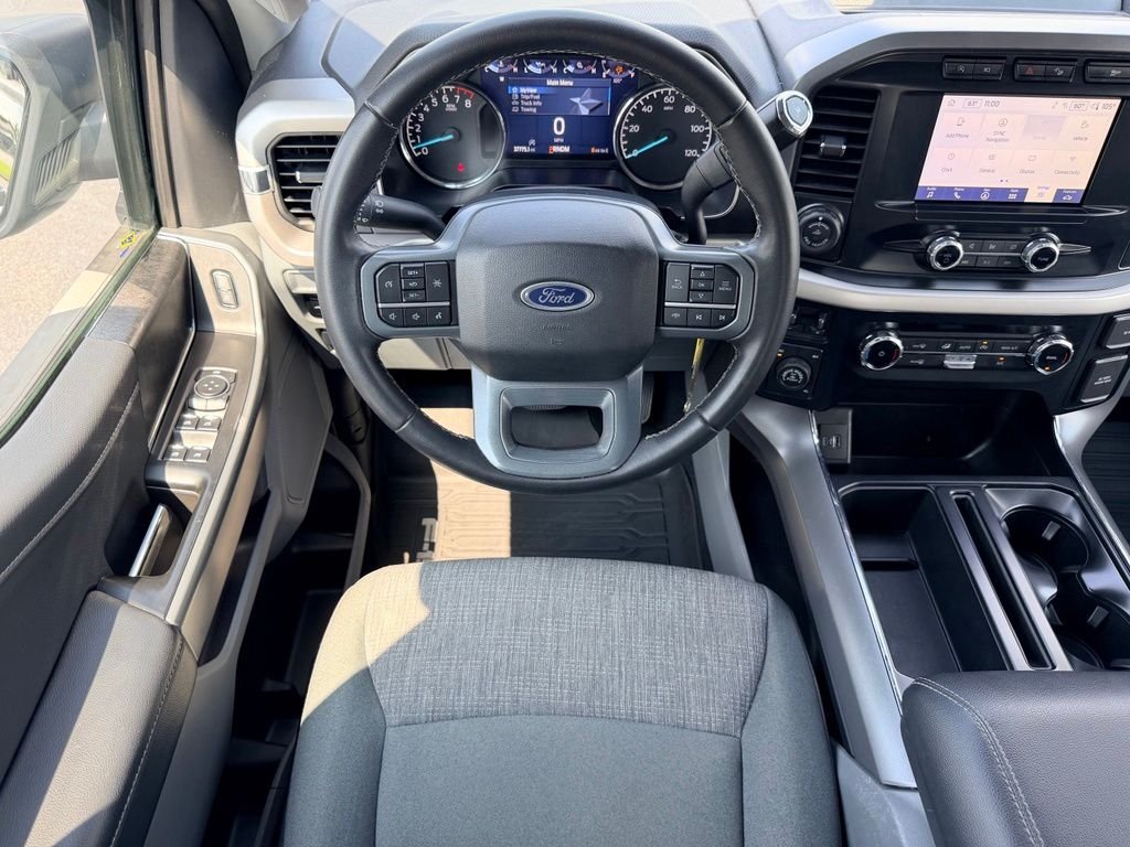 Used 2023 Black Ford XLT image 21