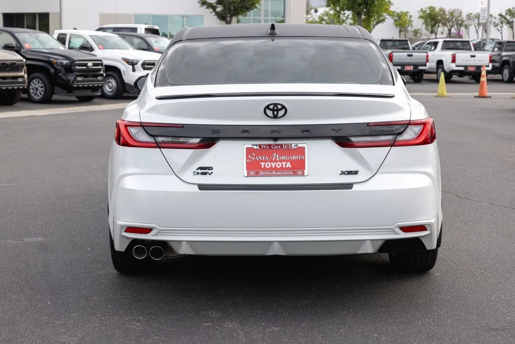 Certified Used 2025 Wind Chill Pearl/Midnight Black Metallic Toyota XSE image 6