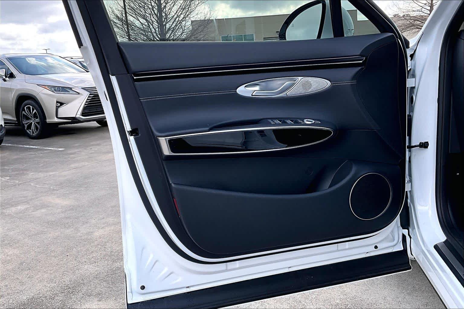 2026 GENESIS GV70 Standard - Photo 21