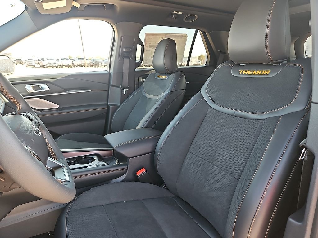 New 2026 Vapor Blue Metallic Ford Tremor® image 20