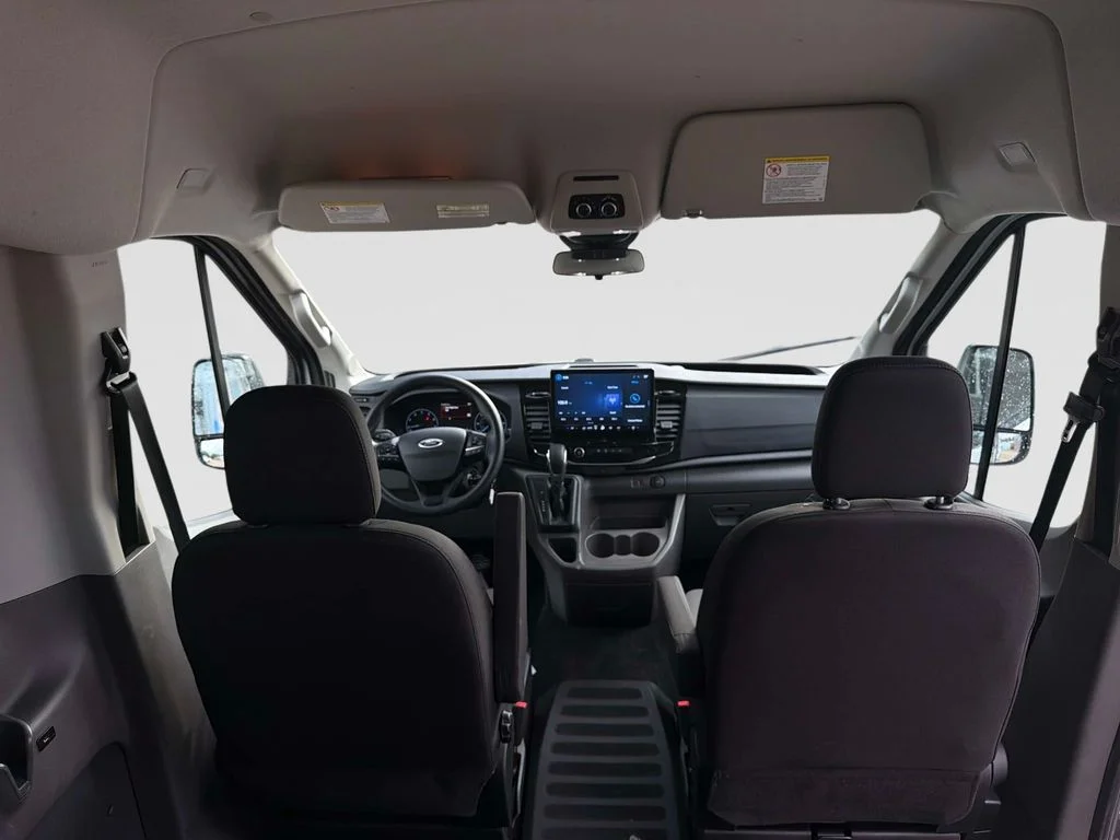 Used 2024 Oxford White Ford XLT image 15