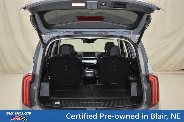 Used 2021 Everlasting Silver Kia EX image 12