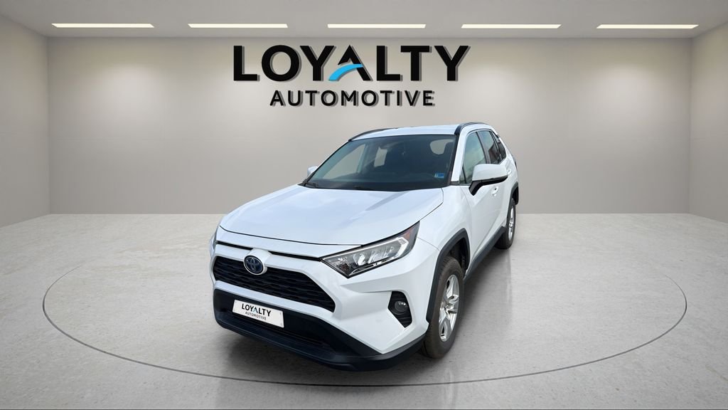 2021 Toyota RAV4 XLE