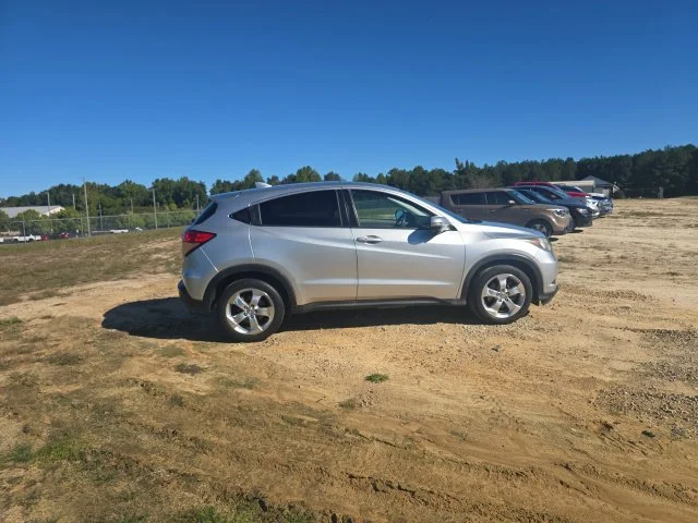 Used 2016  Honda EX image 10