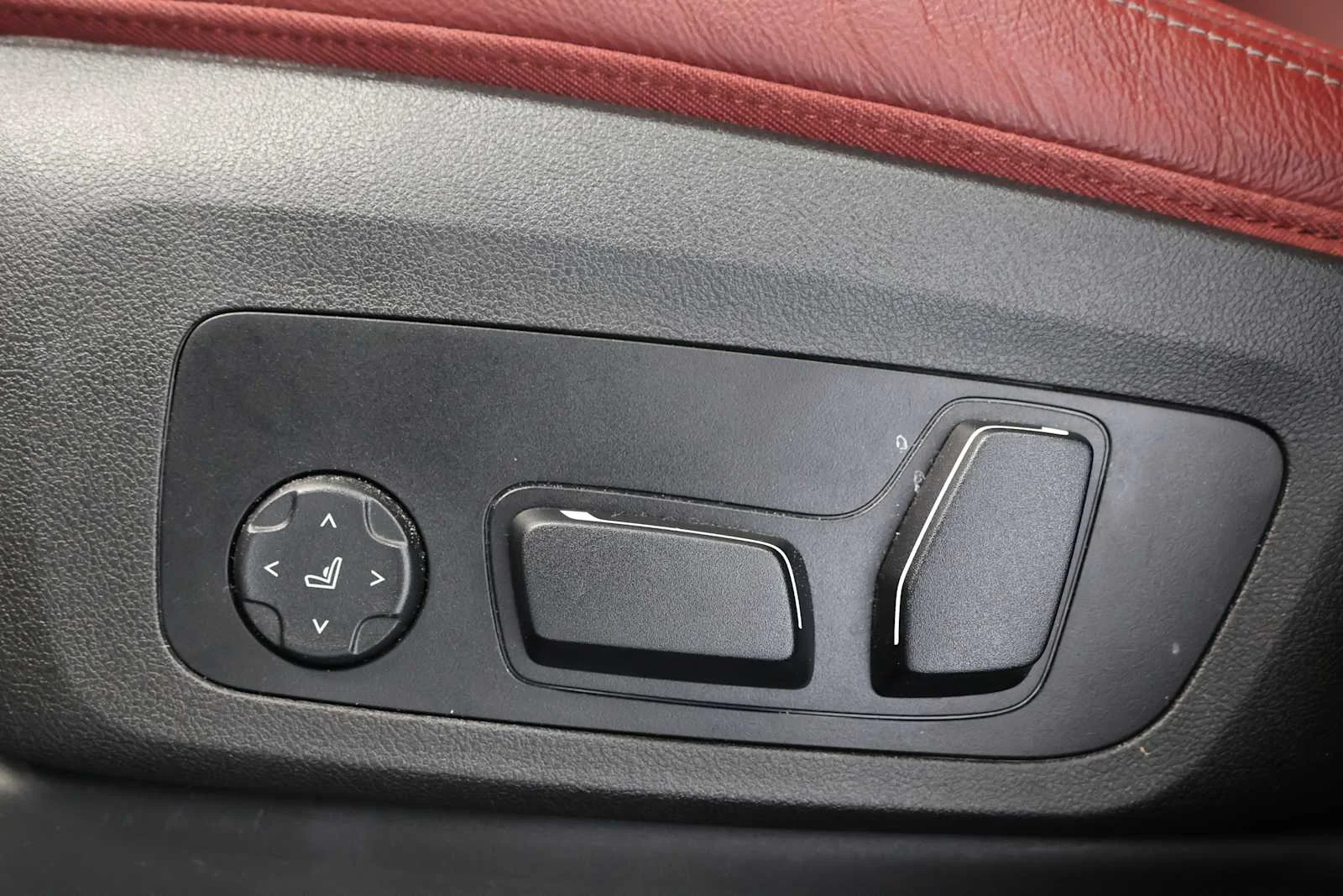 Used 2024 Brooklyn Grey Metallic BMW M40i image 15