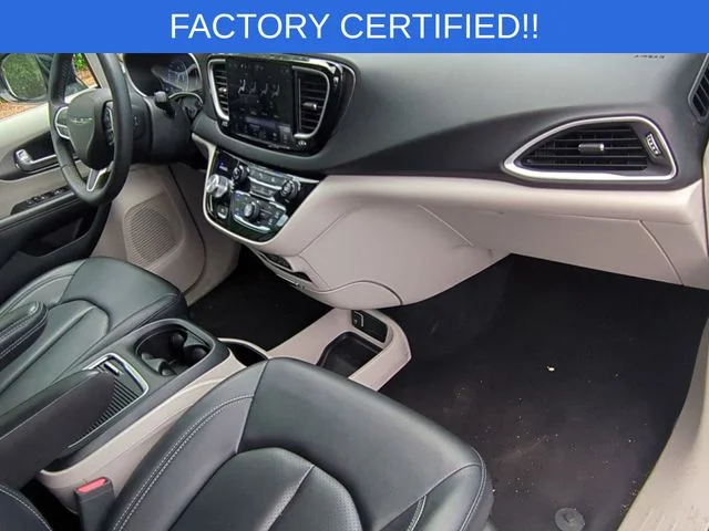 Used 2024 Silver Chrysler Touring L image 34