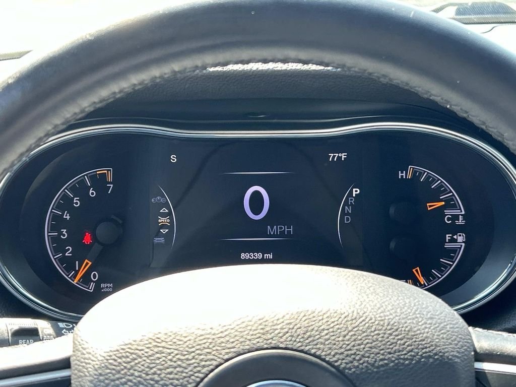 Used 2019 White Jeep Limited image 19