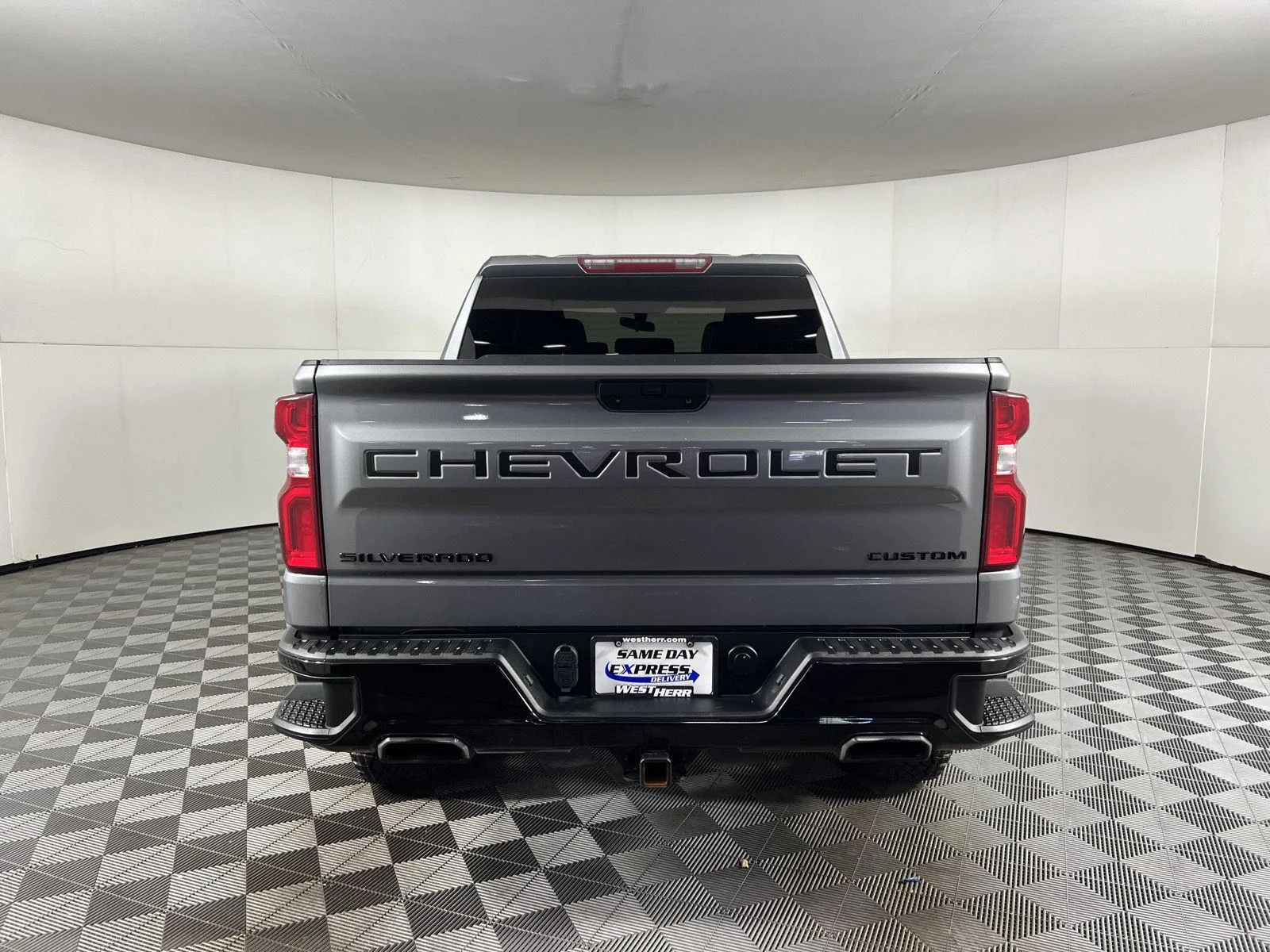 Used 2021 SATIN STEEL METALLIC Chevrolet Custom Trail Boss image 37