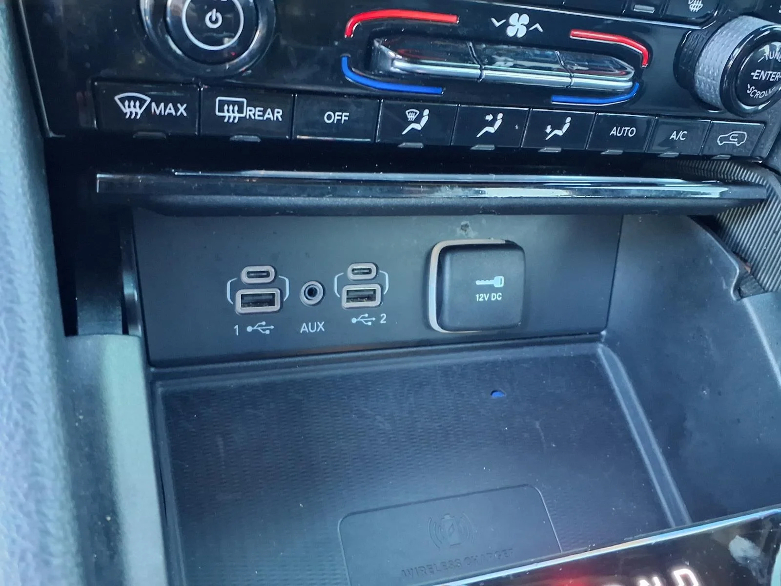 Used 2023 Silver Zynith Jeep Altitude image 6